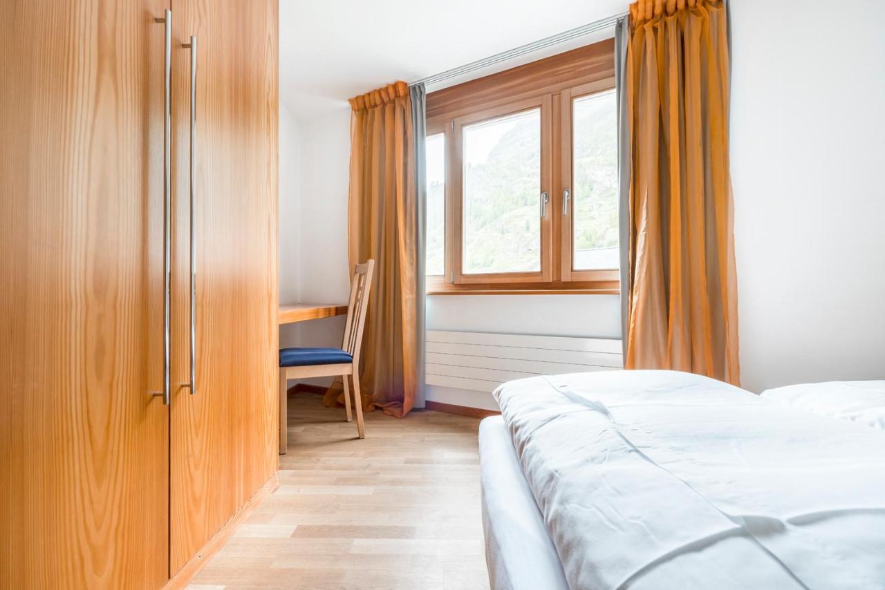 Ari Resort Apartments Zermatt Kamer foto