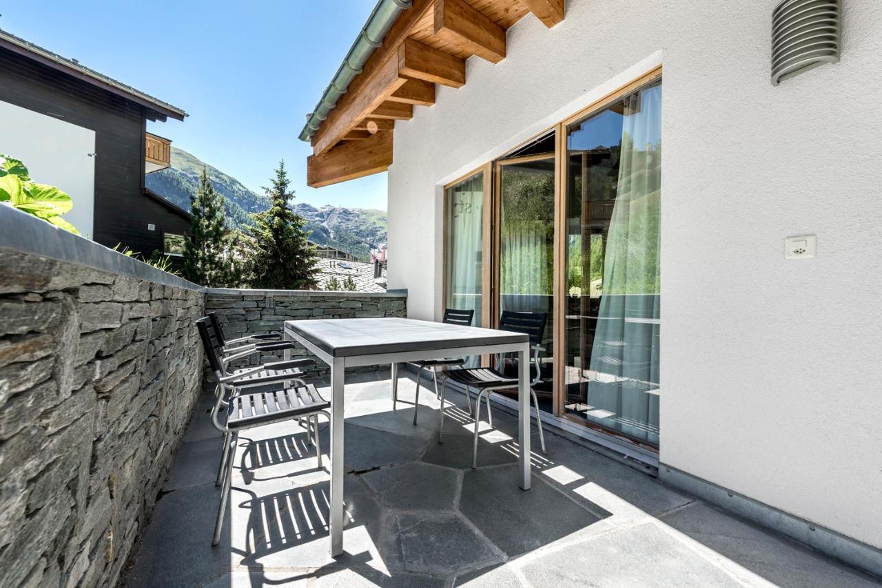 Ari Resort Apartments Zermatt Kamer foto